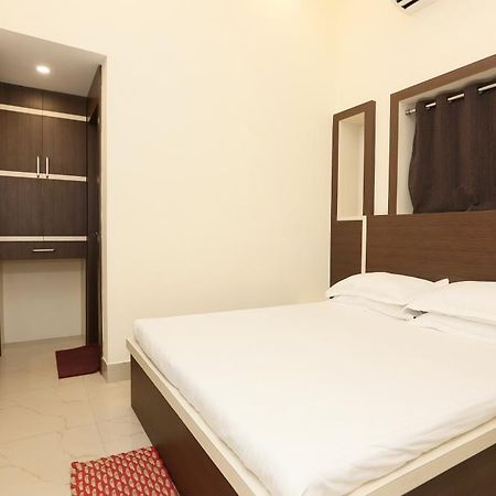 Finestays Shanti Priya Calcutta Extérieur photo