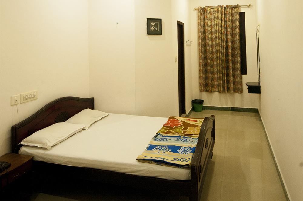 Finestays Shanti Priya Calcutta Extérieur photo